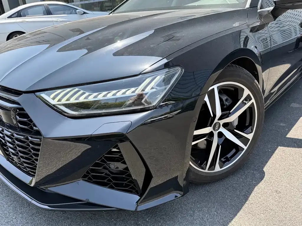 Audi A7 2021 из CN, фото 8