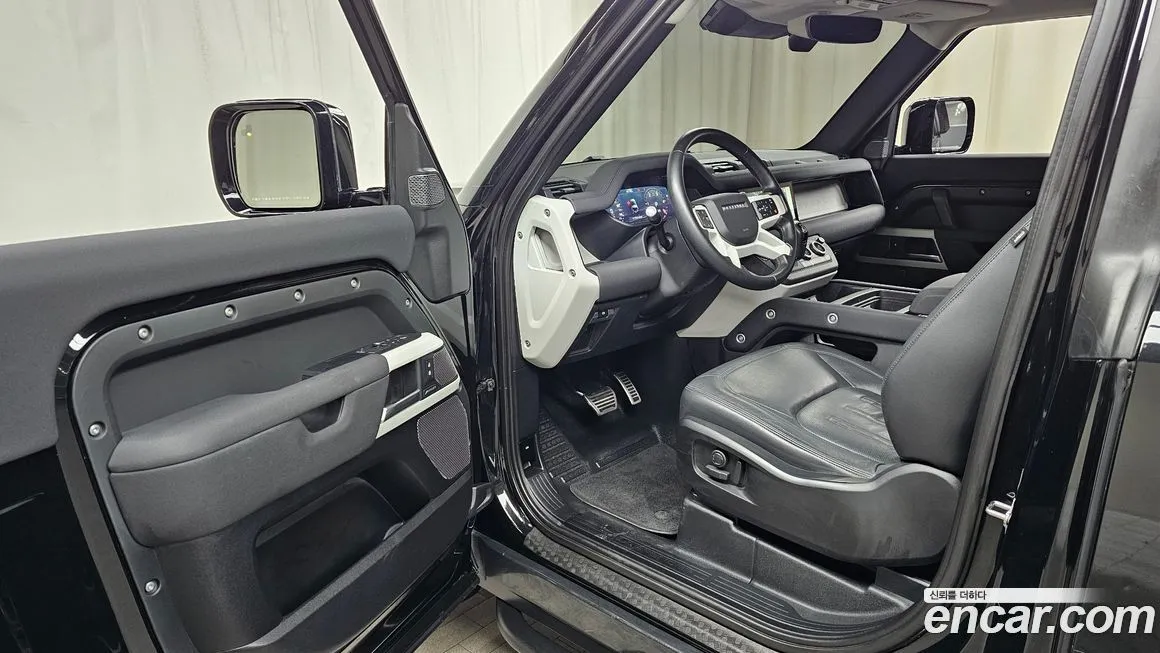 Land Rover Defender 2022 из KR, фото 8