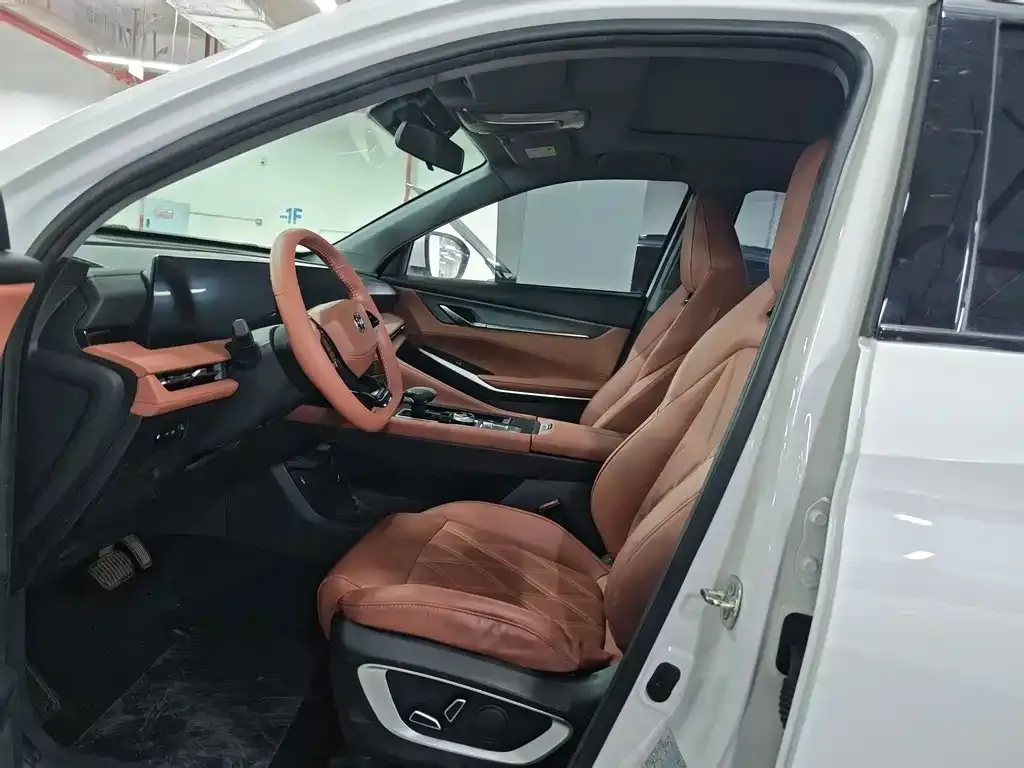 Changan CS75PLUS 2024 из CN, фото 4