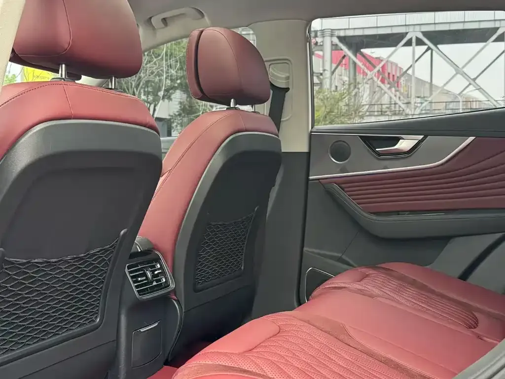 Hongqi HS5 2024 из CN, фото 4