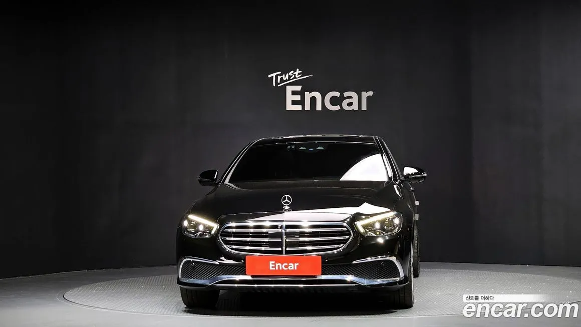 Mercedes-Benz E-Class 2023 из KR, фото 2