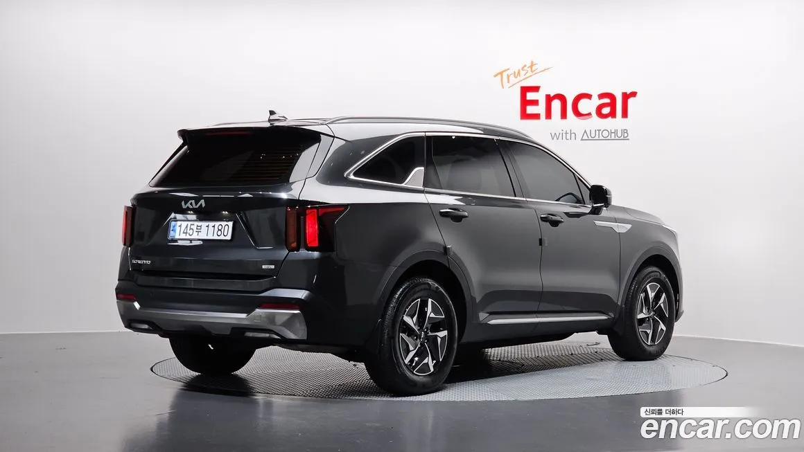 Kia Sorento — фото 5
