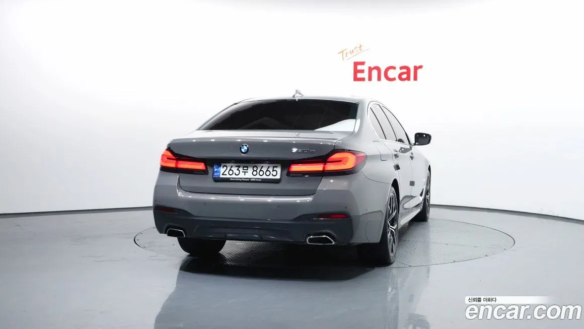 BMW 5-Series 2021 из KR, фото 2