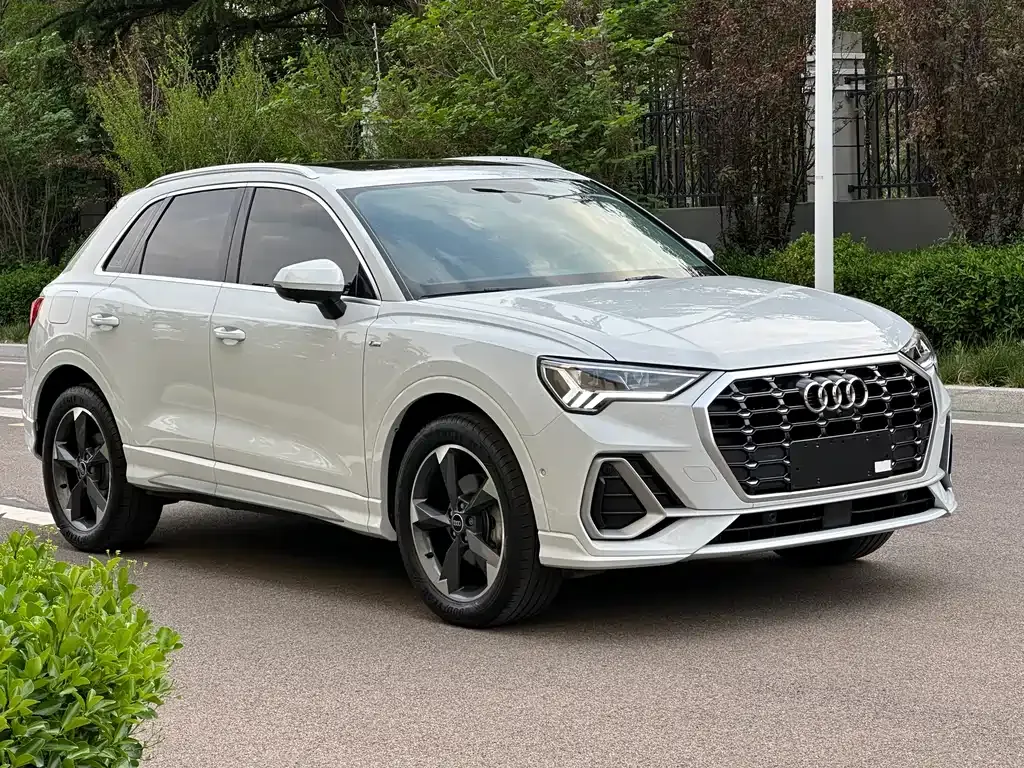 Audi Q3 2023 из CN, фото 10