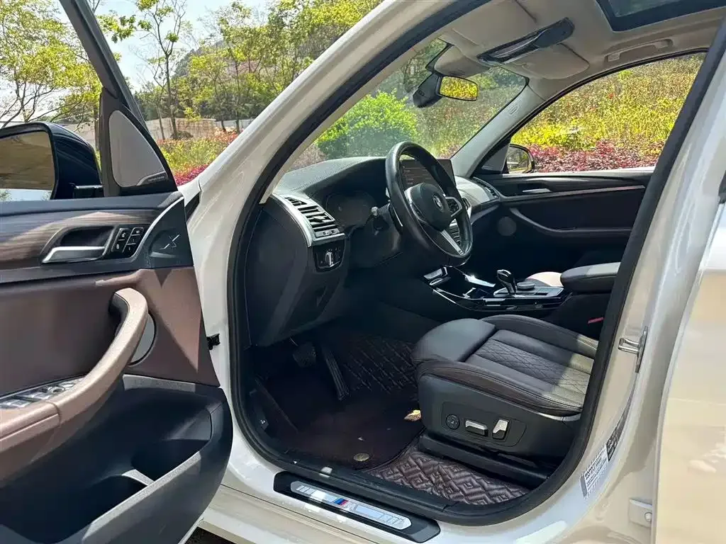 BMW X3 2023 из CN, фото 2
