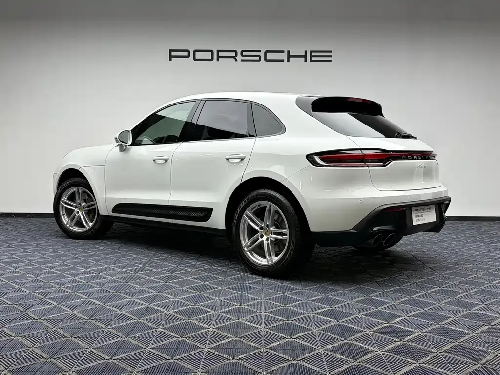Porsche Macan — фото 6