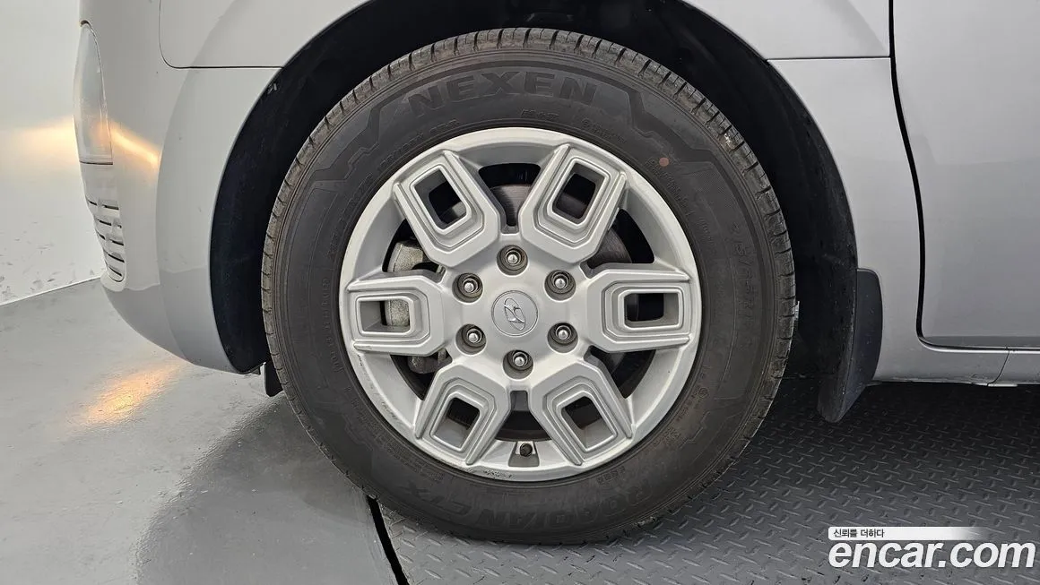 Hyundai Staria — фото 4