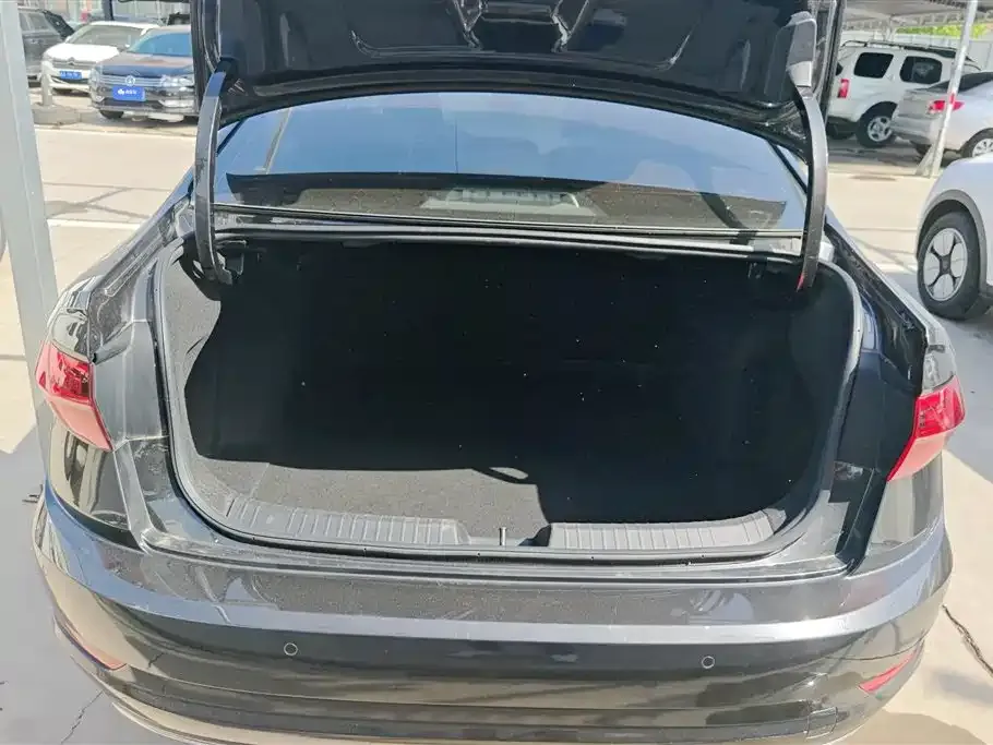 Volkswagen Sagitar 2022 из CN, фото 4