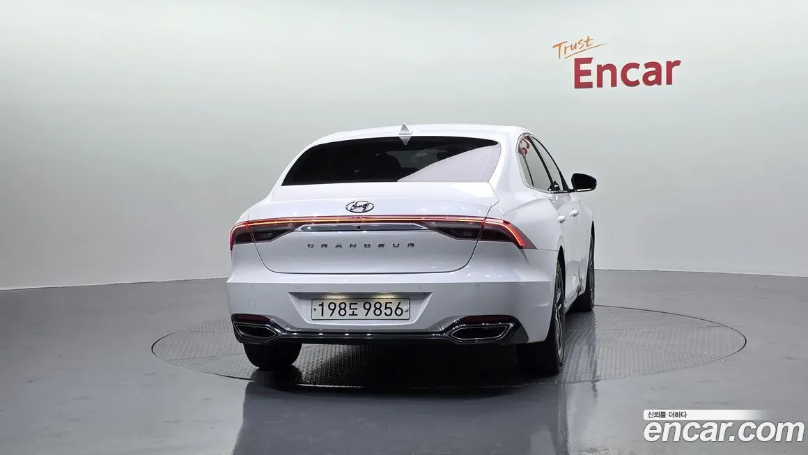 Hyundai Grandeur 2023 из KR, фото 2