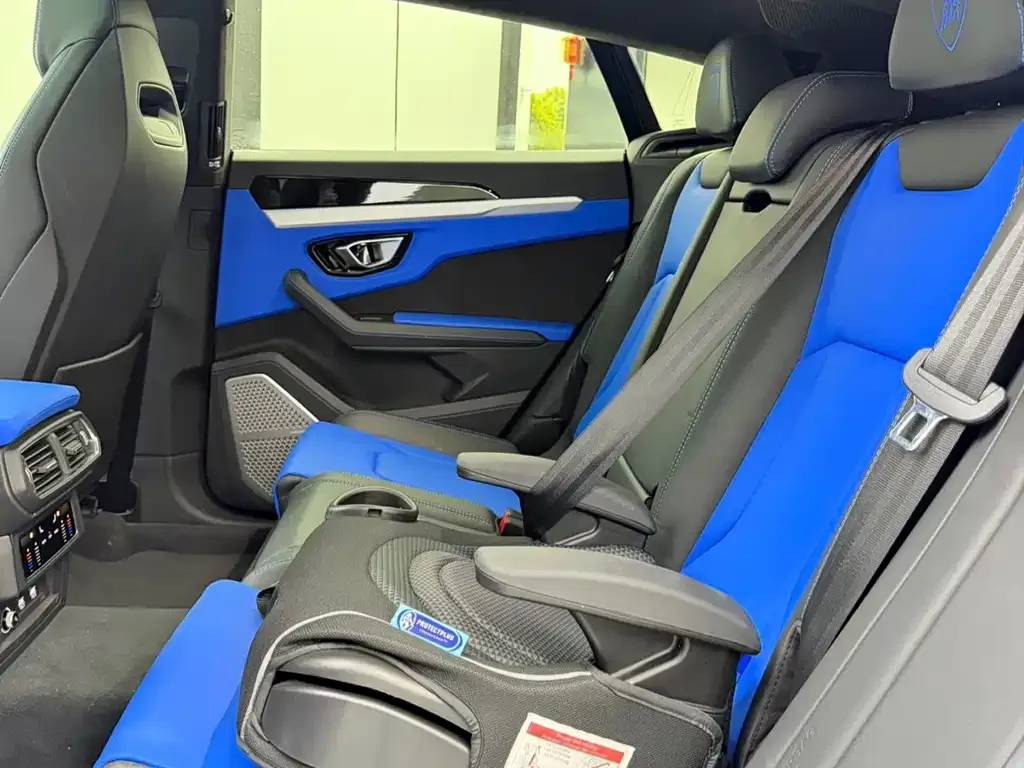 Lamborghini Urus 2021 из CN, фото 10