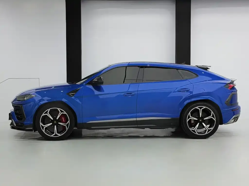 Lamborghini Urus 2021 из CN, фото 2