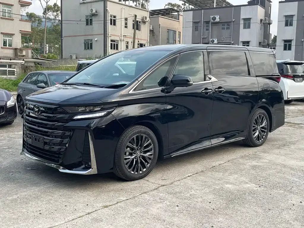 Toyota Vellfire — фото 9