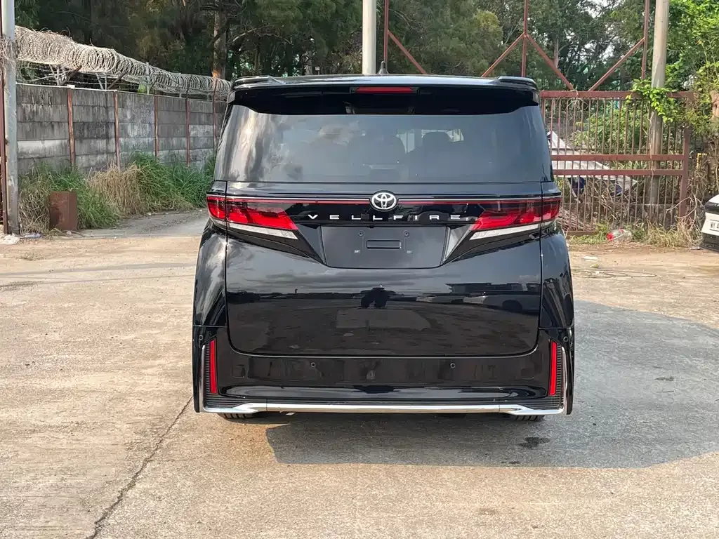 Toyota Vellfire — фото 7