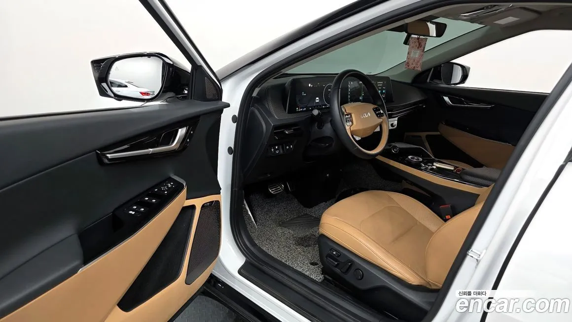 Kia EV6 2023 из KR, фото 9