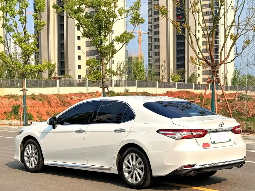 Toyota Camry 2023 из CN, фото 6