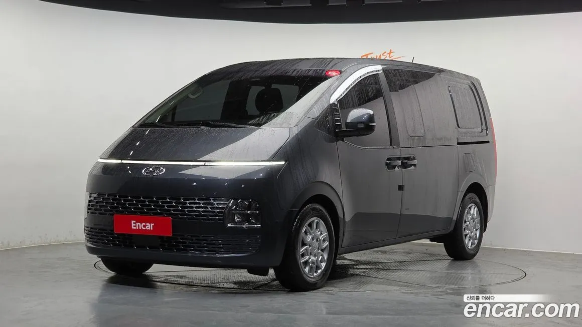 Hyundai Staria 2022 из KR, фото 1