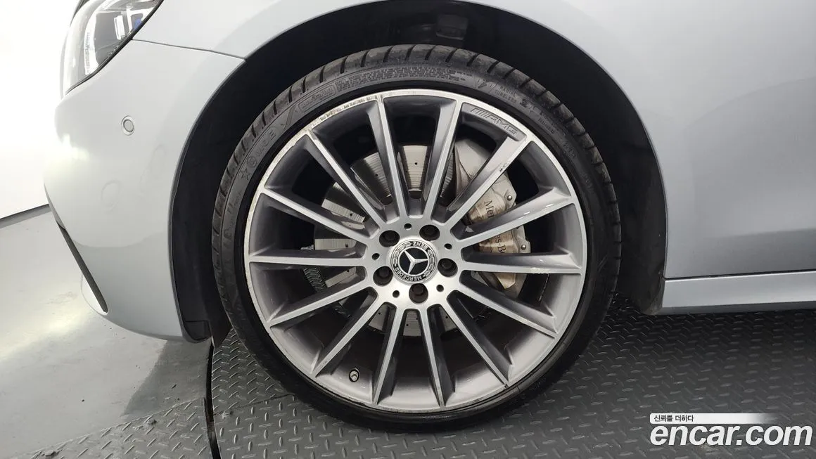 Mercedes-Benz E-Class 2022 из KR, фото 9