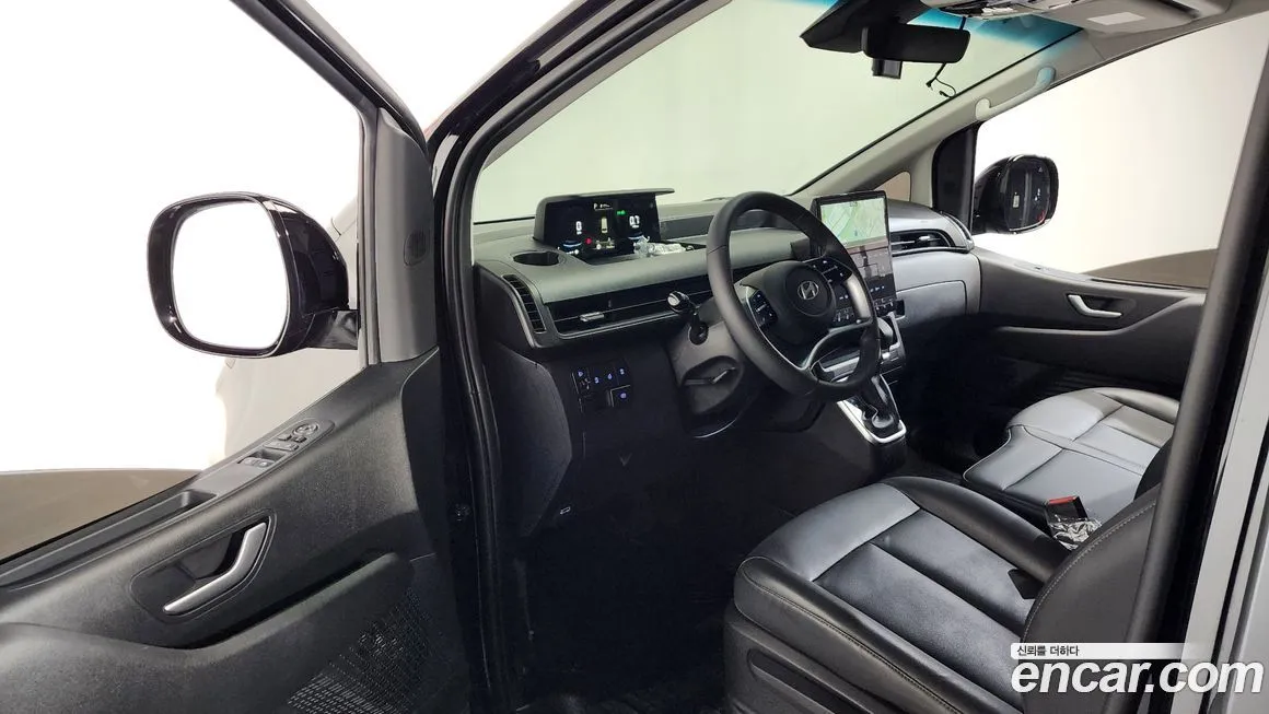 Hyundai Staria 2025 из KR, фото 5