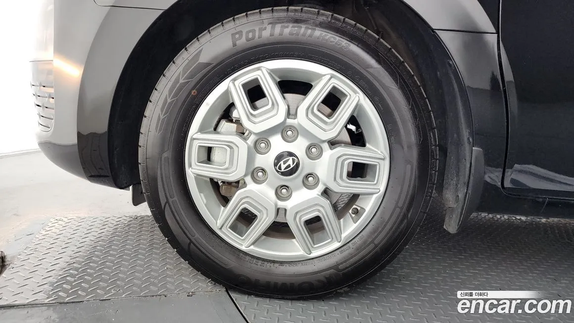 Hyundai Staria 2025 из KR, фото 7