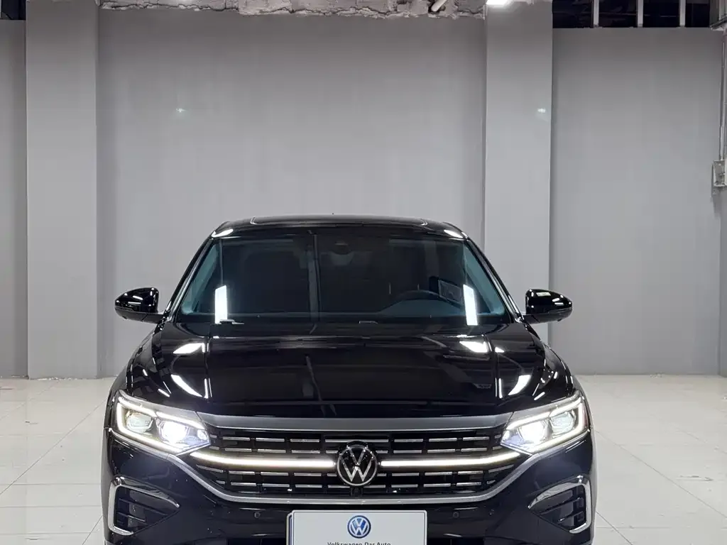 Volkswagen Passat — фото 2