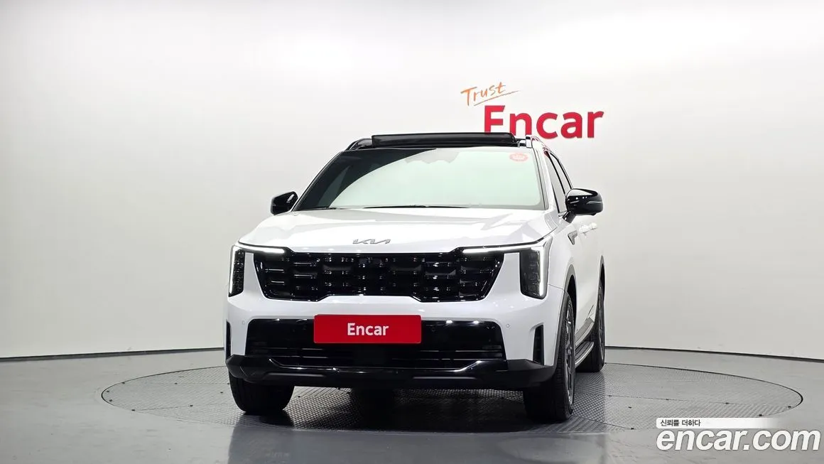 Kia Sorento — фото 8