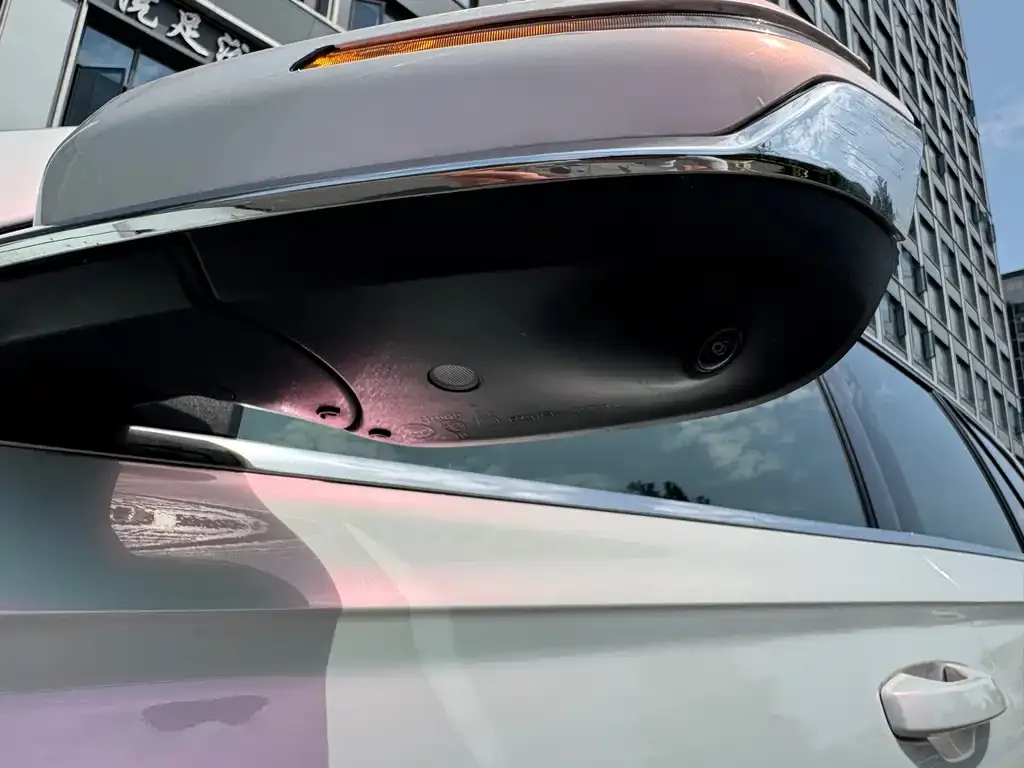 Geely Xingyue L 2022 из CN, фото 3