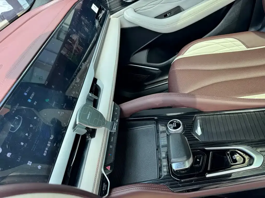 Geely Xingyue L 2022 из CN, фото 5