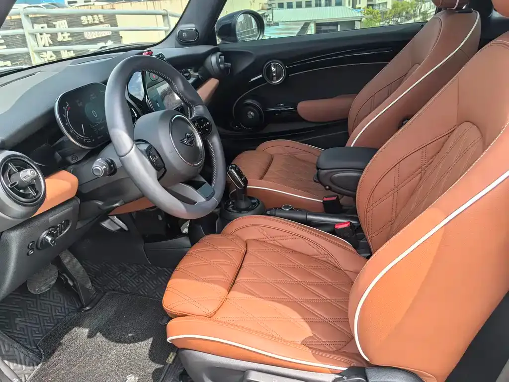 MINI Cooper (3-door) 2024 из CN, фото 8