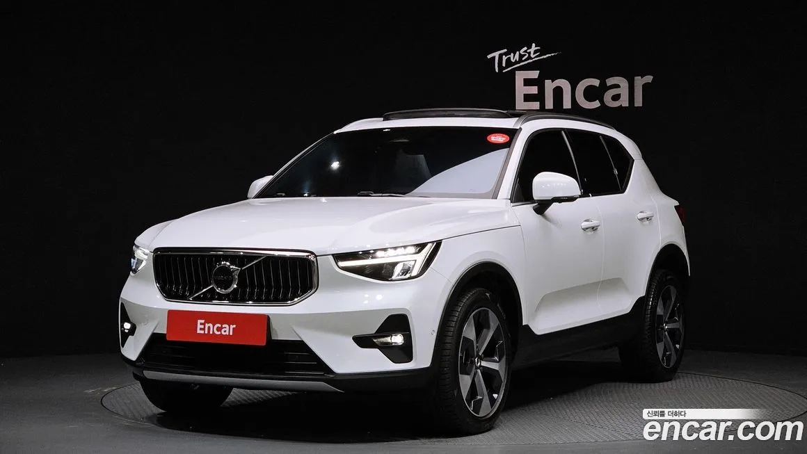 Volvo XC40 2023 из KR, фото 1