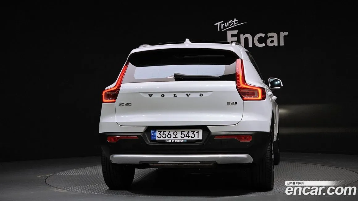 Volvo XC40 2023 из KR, фото 3