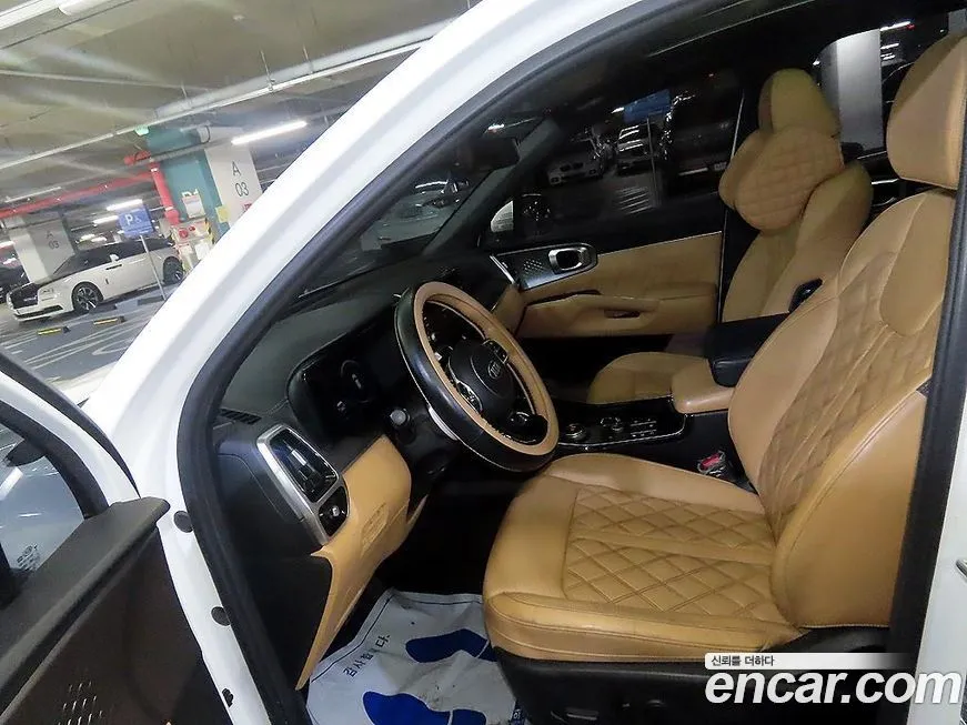 Kia Sorento — фото 5