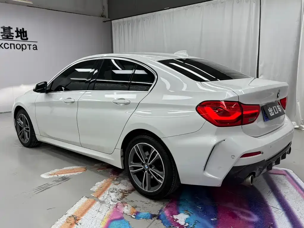 BMW 1 Series 2023 из CN, фото 10