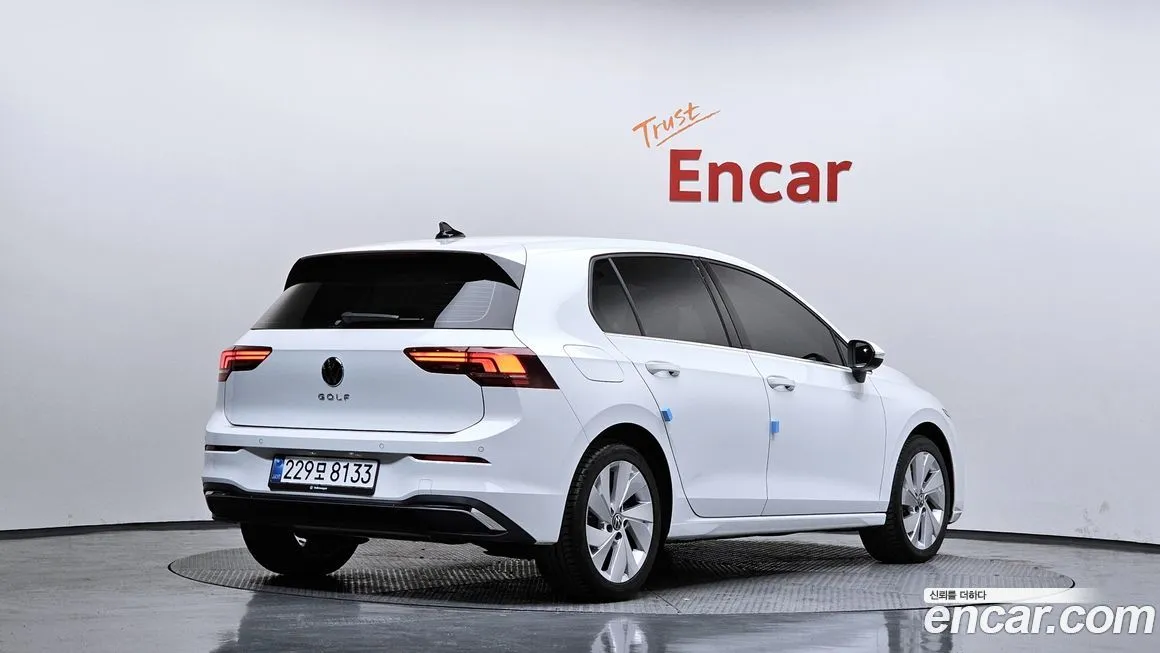 Volkswagen Golf 2025 из KR, фото 7