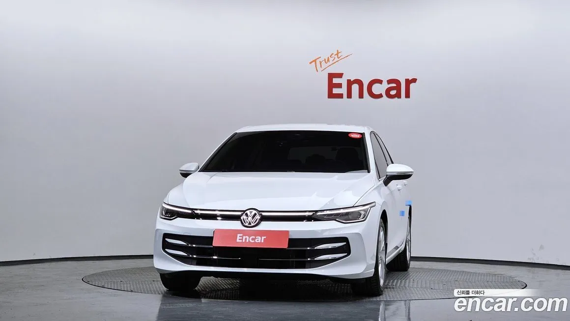 Volkswagen Golf 2025 из KR, фото 6