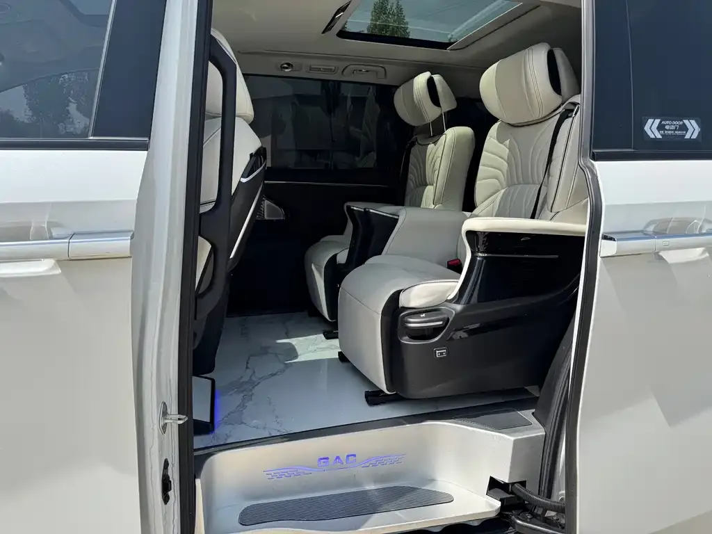 GAC Motor Trumpchi M8 — фото 2