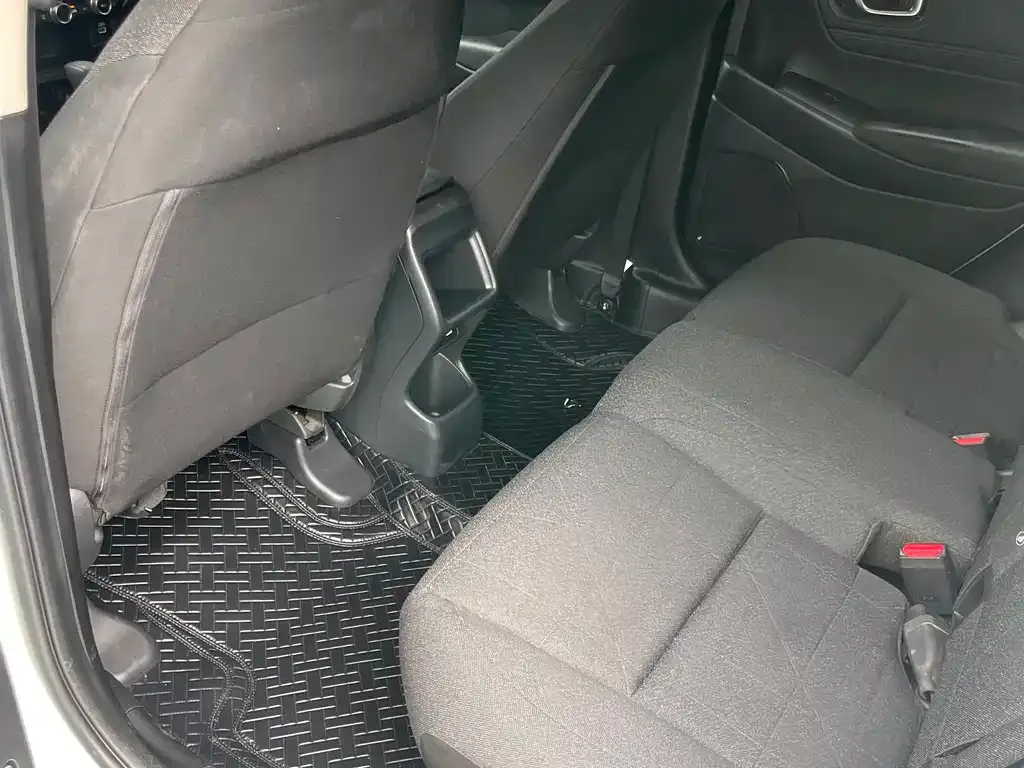 Honda Vezel 2023 из CN, фото 8