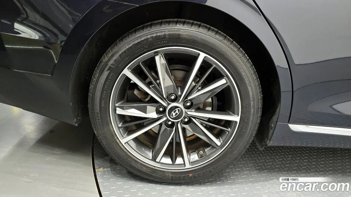 Hyundai Grandeur — фото 10