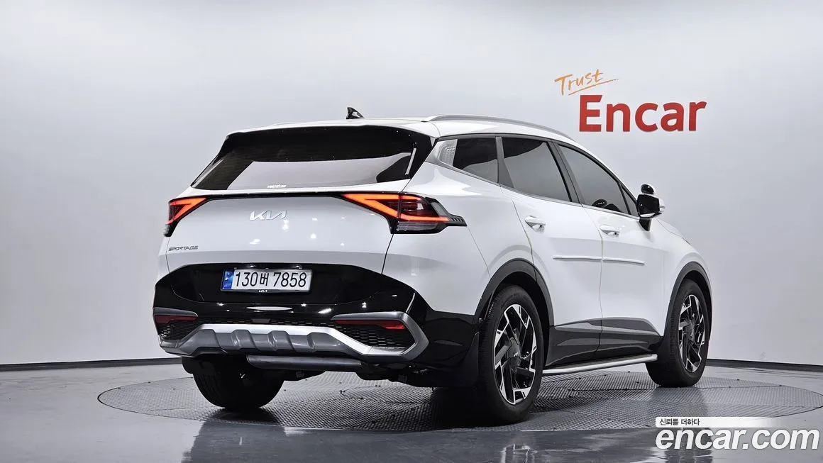 Kia Sportage — фото 6