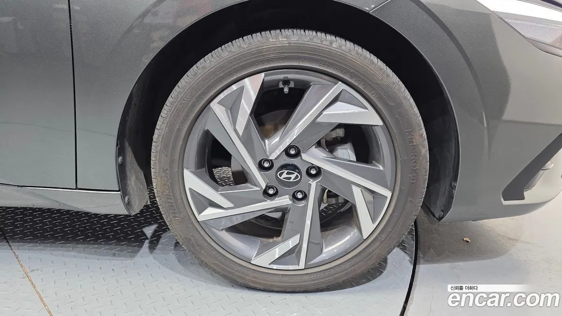 Hyundai AVANTE 2024 из KR, фото 4