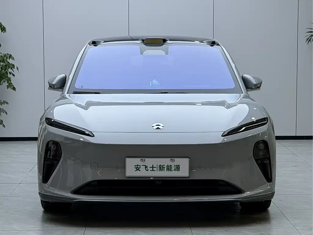 NIO ET5T 2024 из CN, фото 2