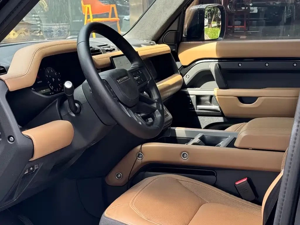 Land Rover Defender 2025 из CN, фото 5