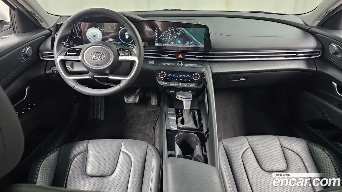 Hyundai AVANTE 2023 из KR, фото 4