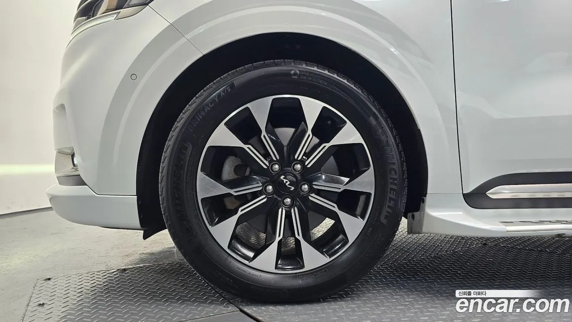 Kia Carnival 2023 из KR, фото 6