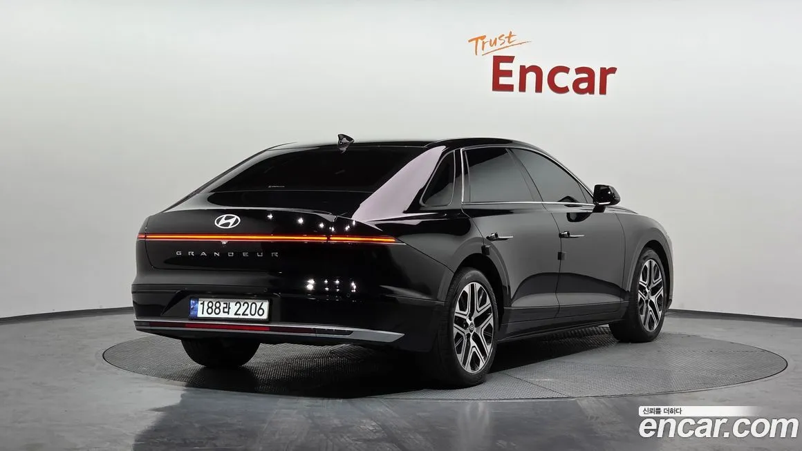 Hyundai Grandeur 2023 из KR, фото 4