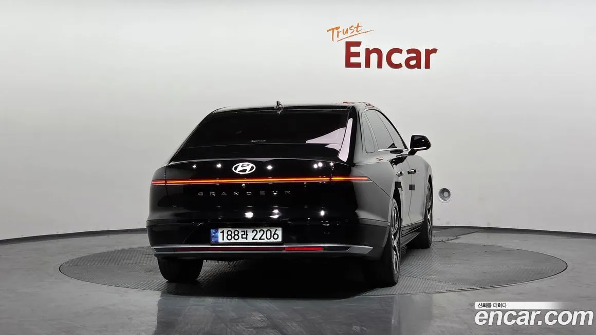 Hyundai Grandeur 2023 из KR, фото 2