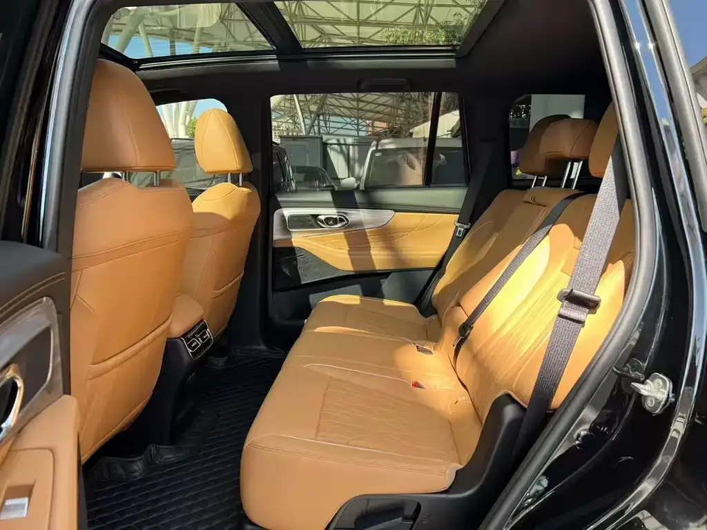 GAC Motor Trumpchi GS8 — фото 4
