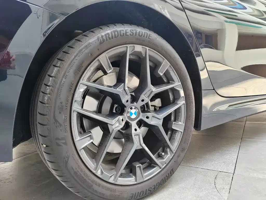 BMW 3 Series 2025 из CN, фото 10