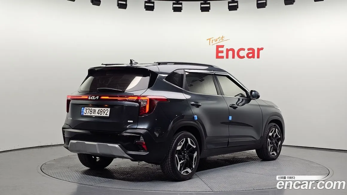 Kia Seltos 2023 из KR, фото 4