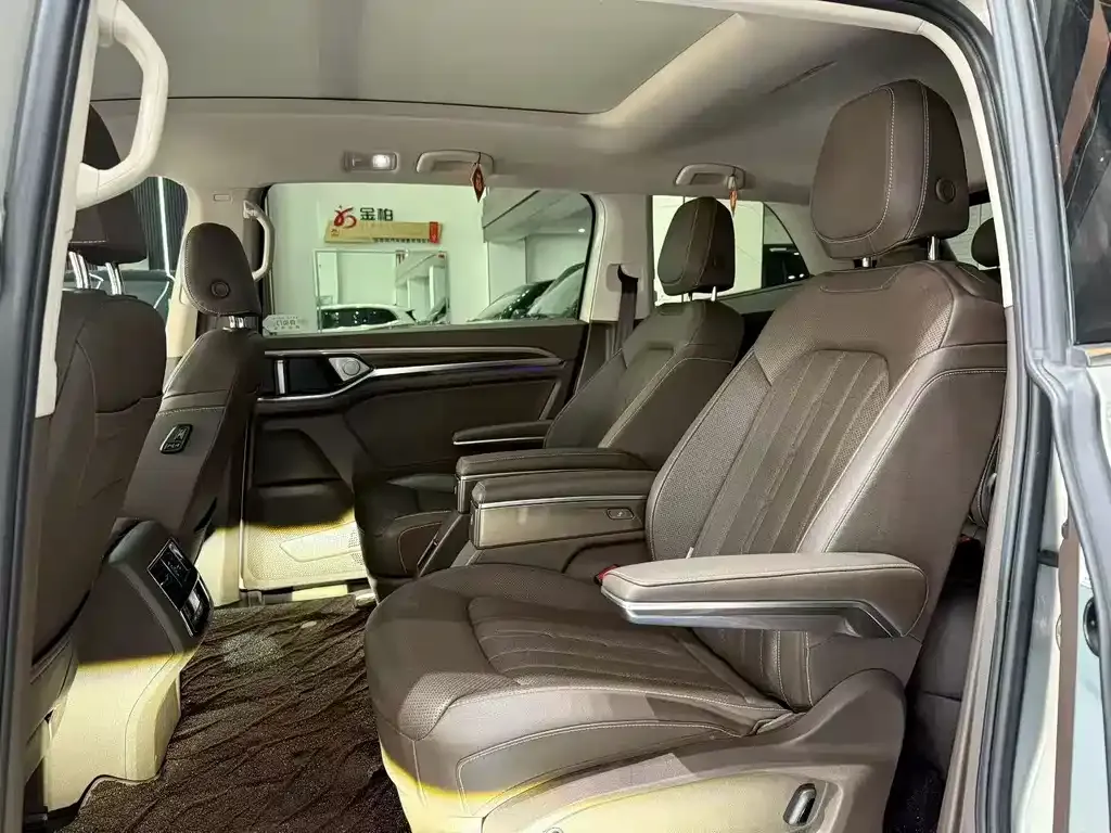 Volkswagen Viloran 2024 из CN, фото 6