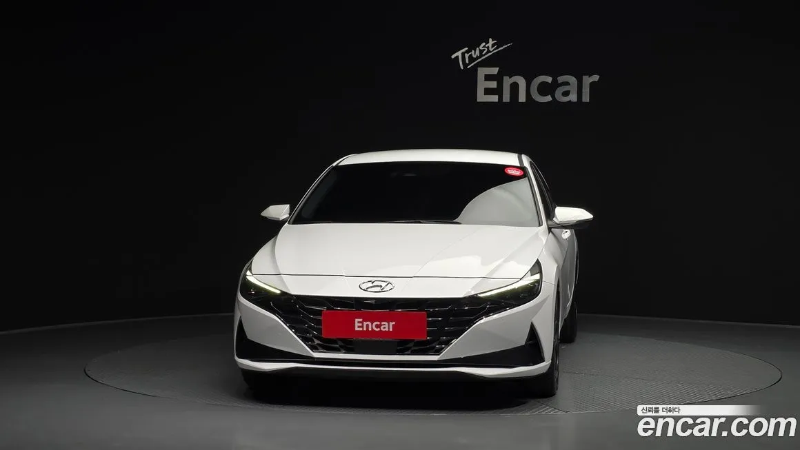 Hyundai AVANTE — фото 2